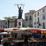 VIDEO Pezanas food market in the South of France